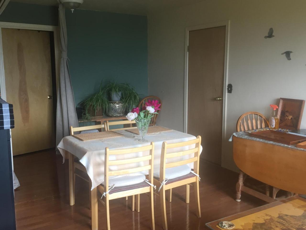 Bed and breakfast And Play